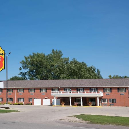 Hotel Super 8 By Wyndham Sheldon Exteriér fotografie