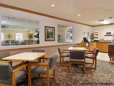Hotel Super 8 By Wyndham Sheldon Restaurace fotografie